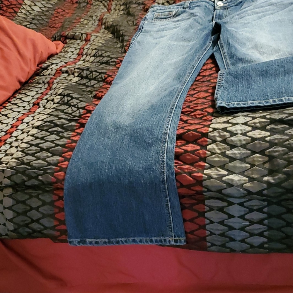 Jeans - Picture 3 of 4